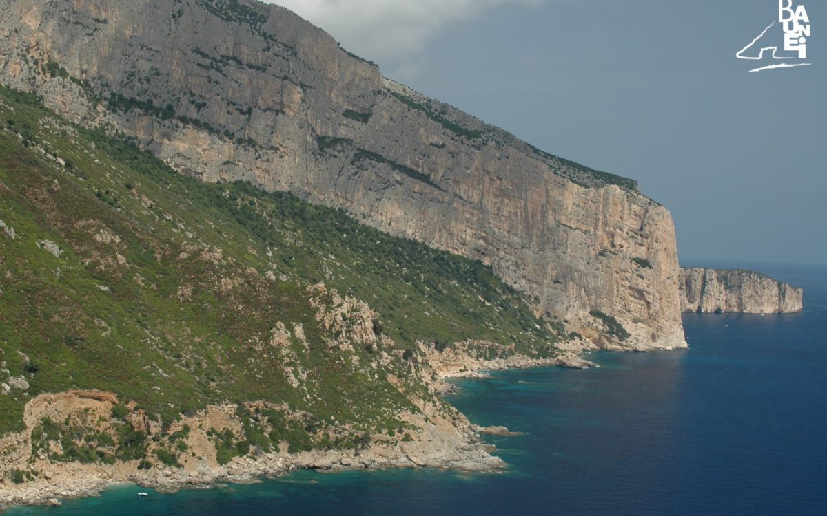 The ancient “Montes Insani”
